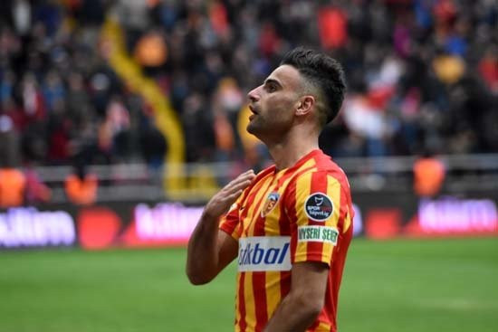 Gündemi sarsan iddia! Arda Turan, Galatasaray'a mı geliyor?