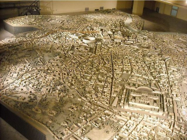 Arkeolog Antik Roma kentinin birebir aynısını 36 yılda tamamladı