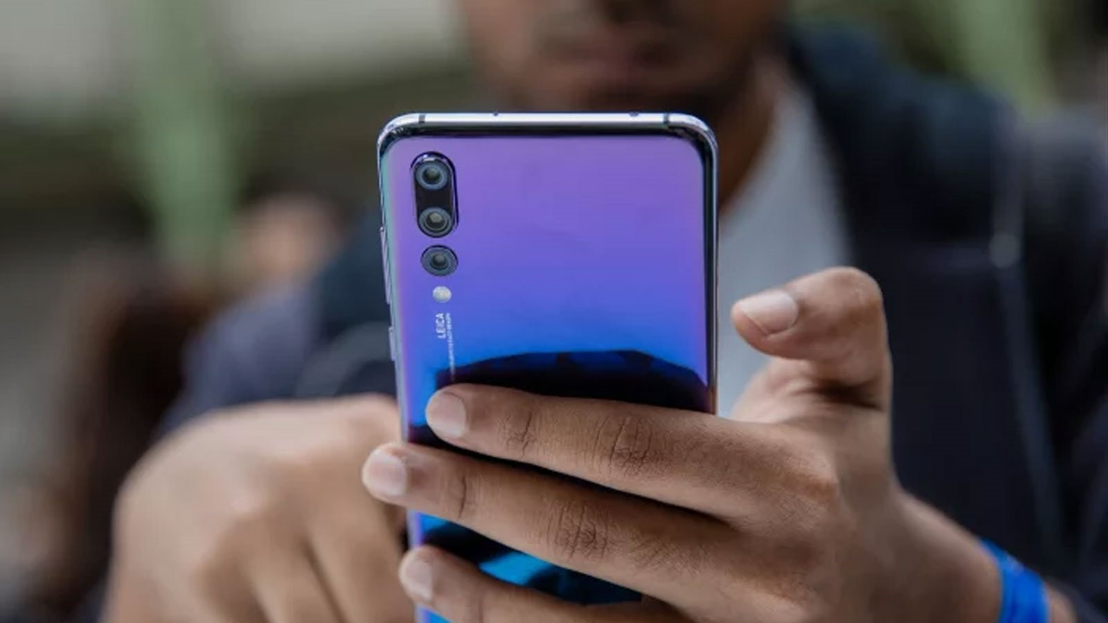 Huawei'ye WhatsApp şoku