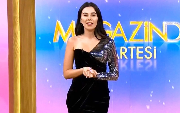 Asena Atalay'dan olay paylaşım: ''Kaldım öyle...''