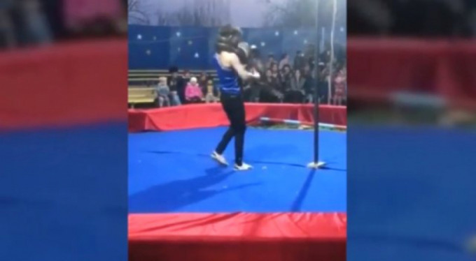 Pitonla gösteri ölümle bitti