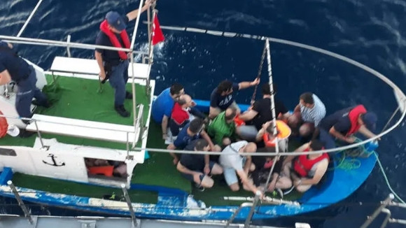 FETÖ'cüler Yunanistan'a kaçarken yakalandılar