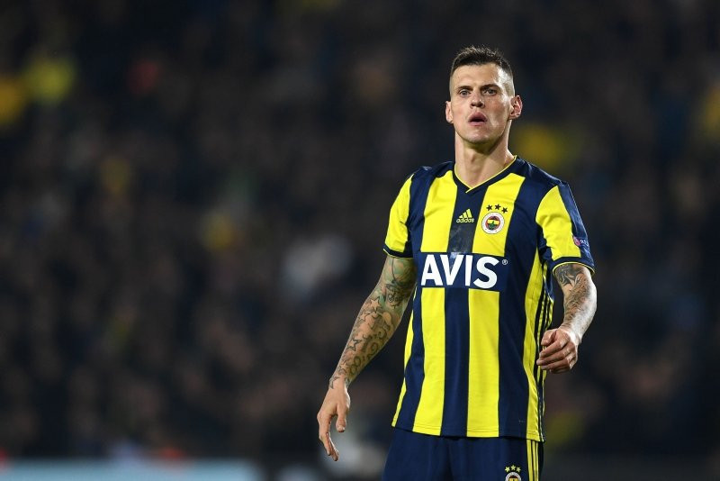 Skrtel'in yerine 2 dünya yıldızı