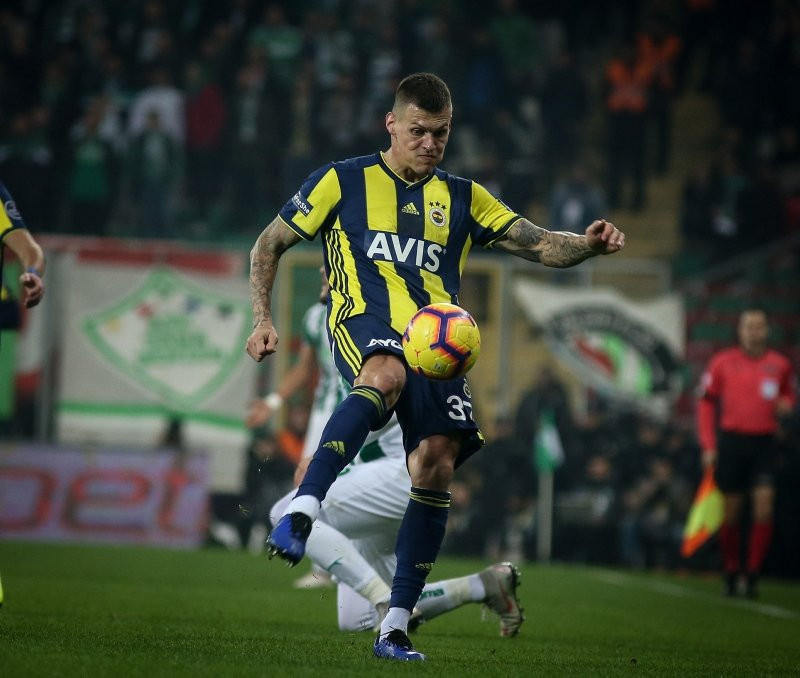 Skrtel'in yerine 2 dünya yıldızı