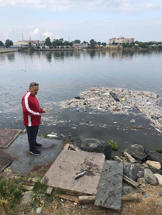 İstanbul'da korkutan balık ölümleri! Burası Küçükçekmece Gölü...