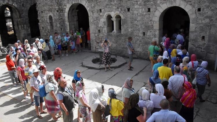 İşte turistlerin yeni gözdesi ! Akın akın geliyorlar