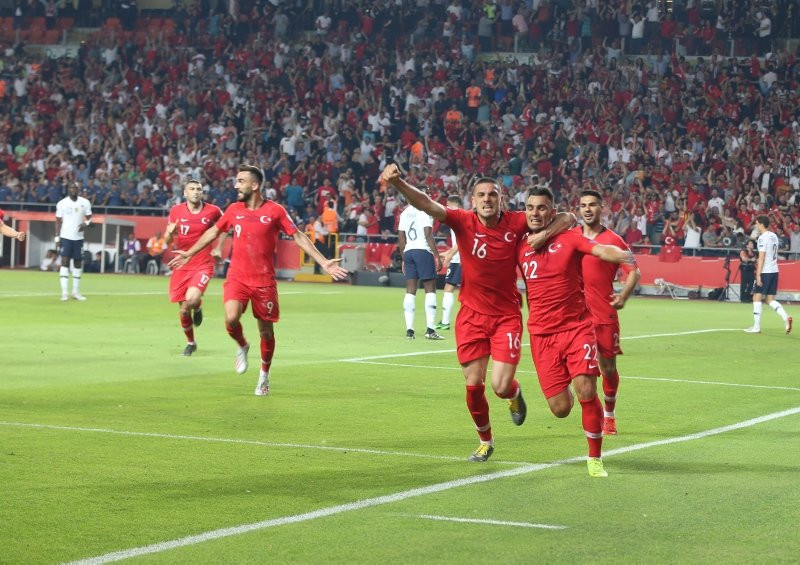 Milliler FIFA sıralamasını değiştirdi