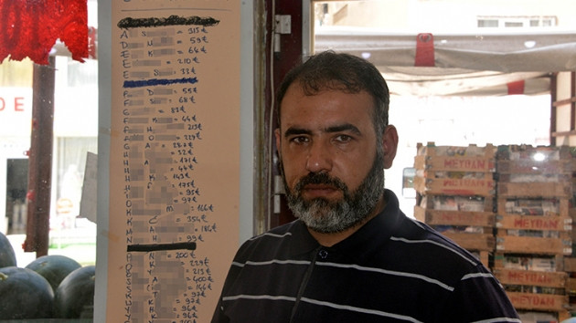Borçluları böyle tek tek ifşa etti