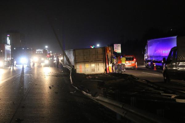 TEM'de 10 kilometrelik kuyruk oluştu
