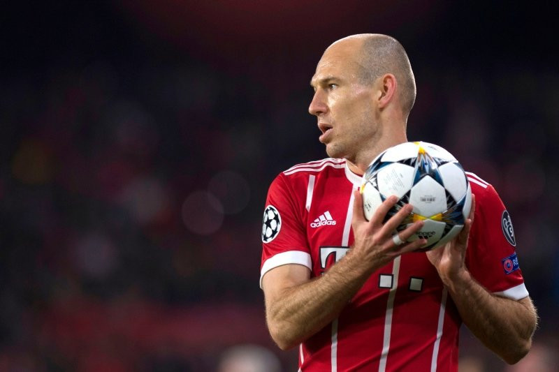 Hollanda basını Robben'i Türk devine yazdı