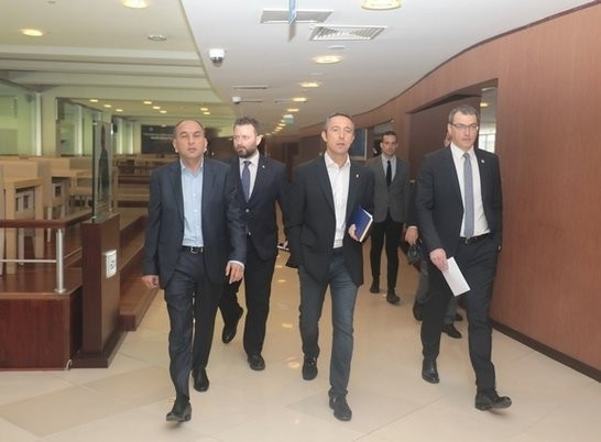Fenerbahçe'de 8 isim yolcu