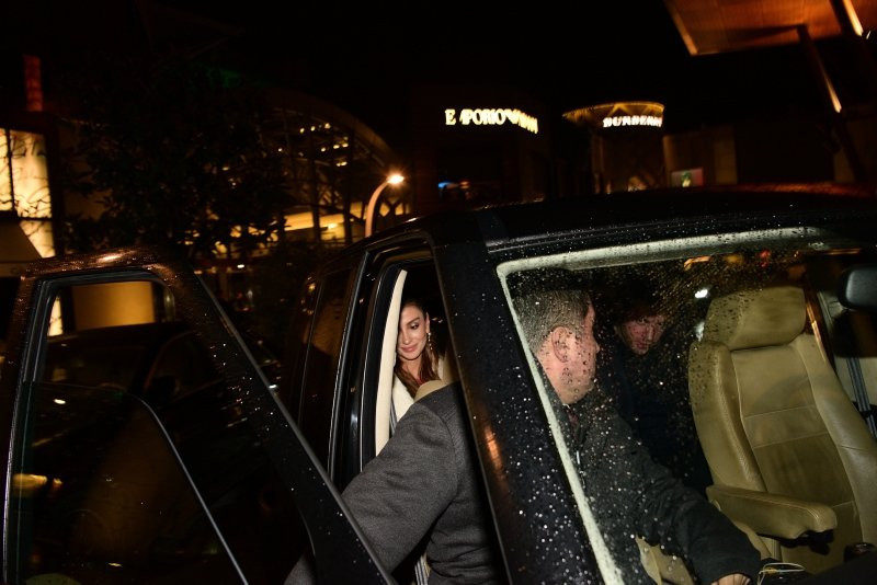Özge Ulusoy’un sevgilisi Faruk Çolakoğlu kesenin ağzını açtı
