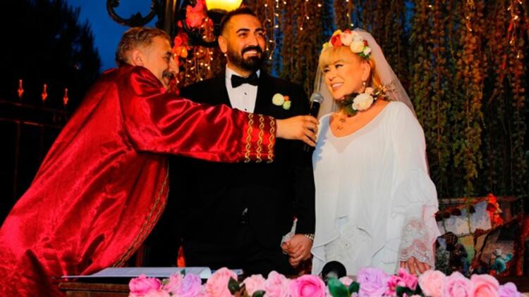 2 gün önce evlenen Zerrin Özer'den boşanma kararı