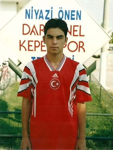 Ünlü futbolcuların çocukluk fotoğrafları çok şaşırttı