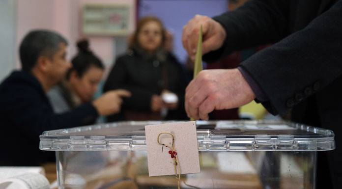CHP’den seçmenlere ''anket'' uyarısı
