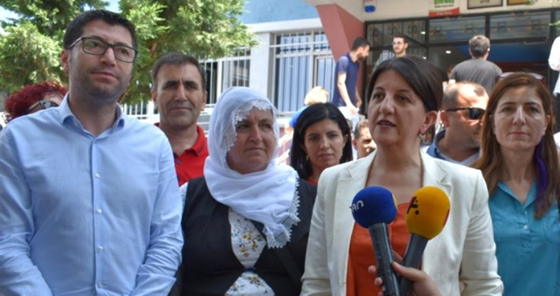 HDP Eş Genel Başkanı Pervin Buldan oyunu kullandı