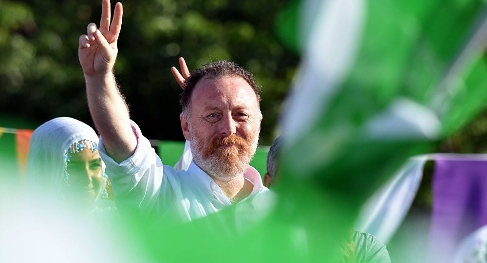 ''Türkiye 1 yıldır uydurma bir sistemle yönetiliyor''