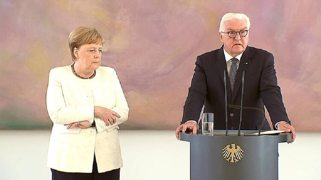 Almanya Başbakanı Merkel yine titredi