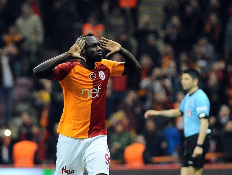 Galatasaray anlaştı Fenerbahçe kaptı
