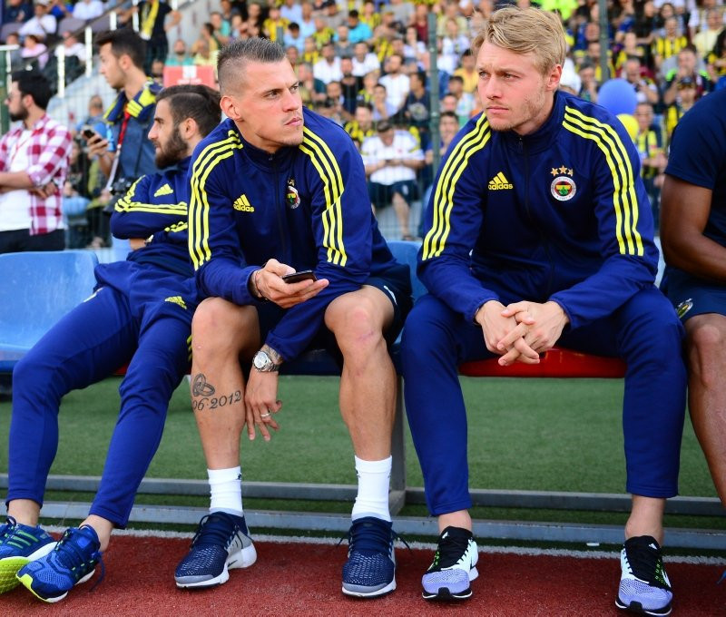 Simon Kjaer'in menajerinden flaş açıklama