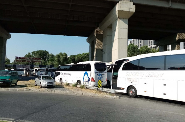 Otogarda dönüş yoğunluğu