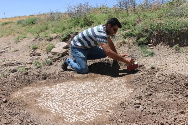 Baraj suyu tarihi ortaya çıkardı
