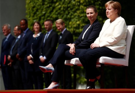 Merkel'in titreme nöbetine önlem alındı