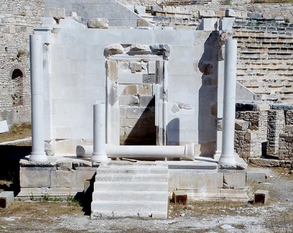 Restorasyon skandalı fırtınayla ortaya çıktı