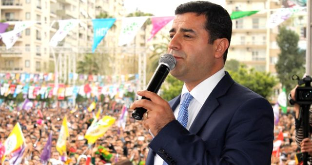 Demirtaş ''Apo'nun heykelini dikeceğiz'' sözünü böyle savundu