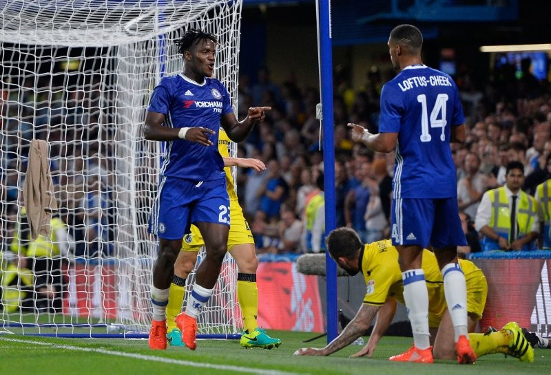 Fenerbahçe Michy Batshuayi için parayı buldu