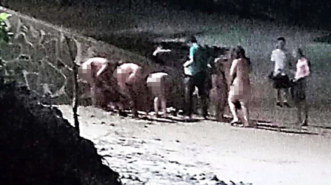 Tatil cennetinde rezalet ! 5 kadın, 1 erkek çıplak halde yakalandı