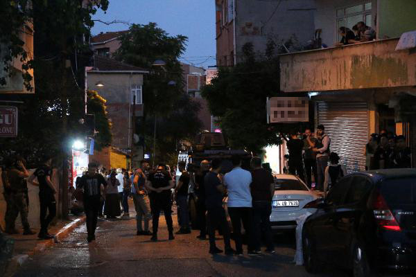 İstanbul'da çocuğa taciz iddiası mahalleliyi sokağa döktü