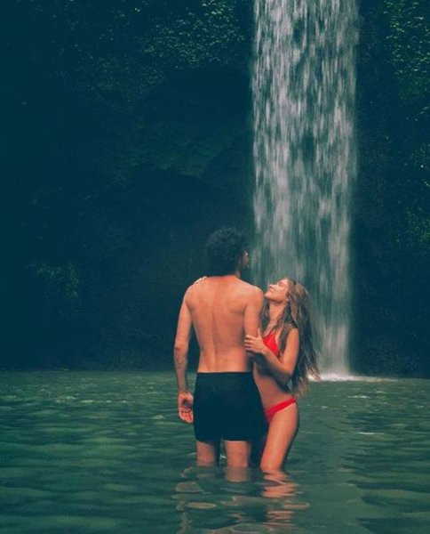 Müge Boz ve Caner Erdeniz’in romantik tatili