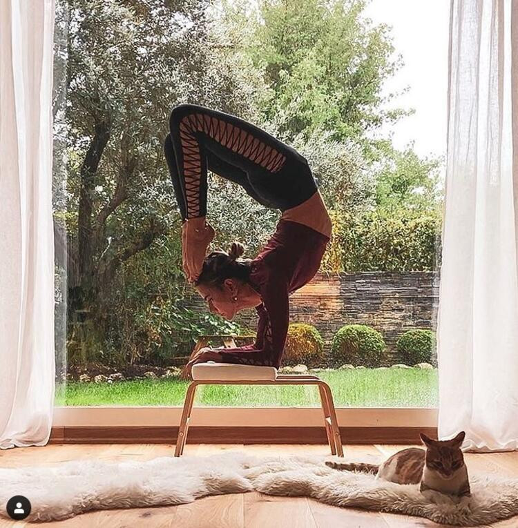 Zeynep Tokuş'un yoga gurularına taş çıkardı