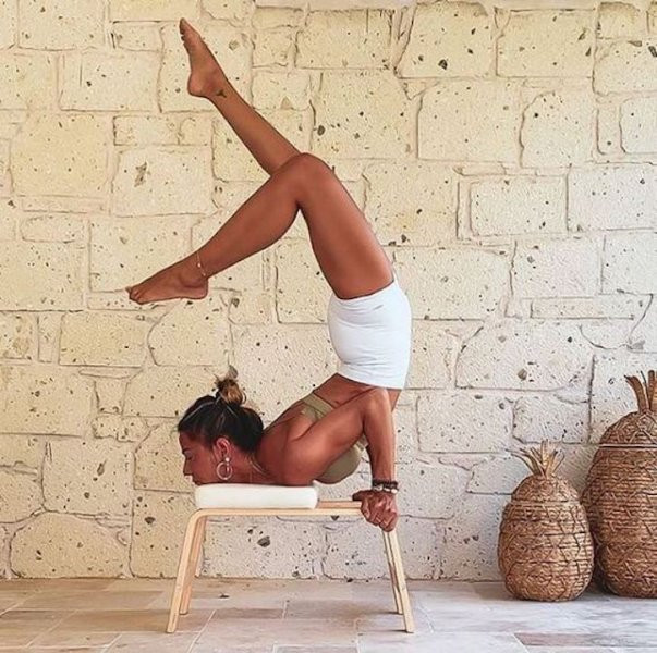 Zeynep Tokuş'un yoga pozu ''pes'' dedirtti
