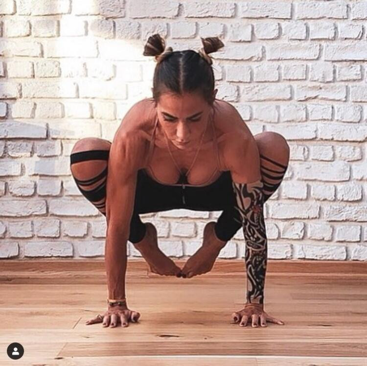 Zeynep Tokuş'un yoga gurularına taş çıkardı