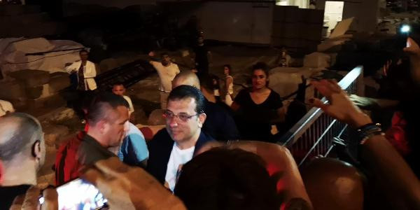 Ekrem İmamoğlu, Bodrum'da Zülfi Livaneli konserine katıldı