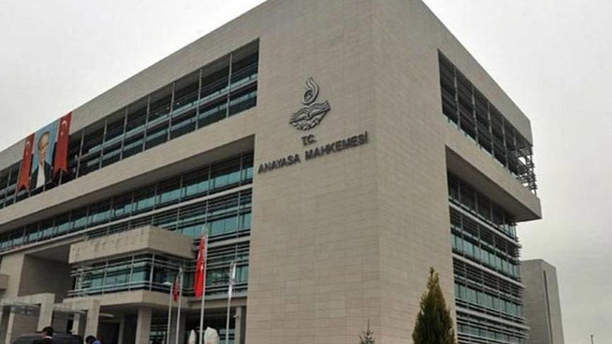 1071 akademisyenden aym nin kararina