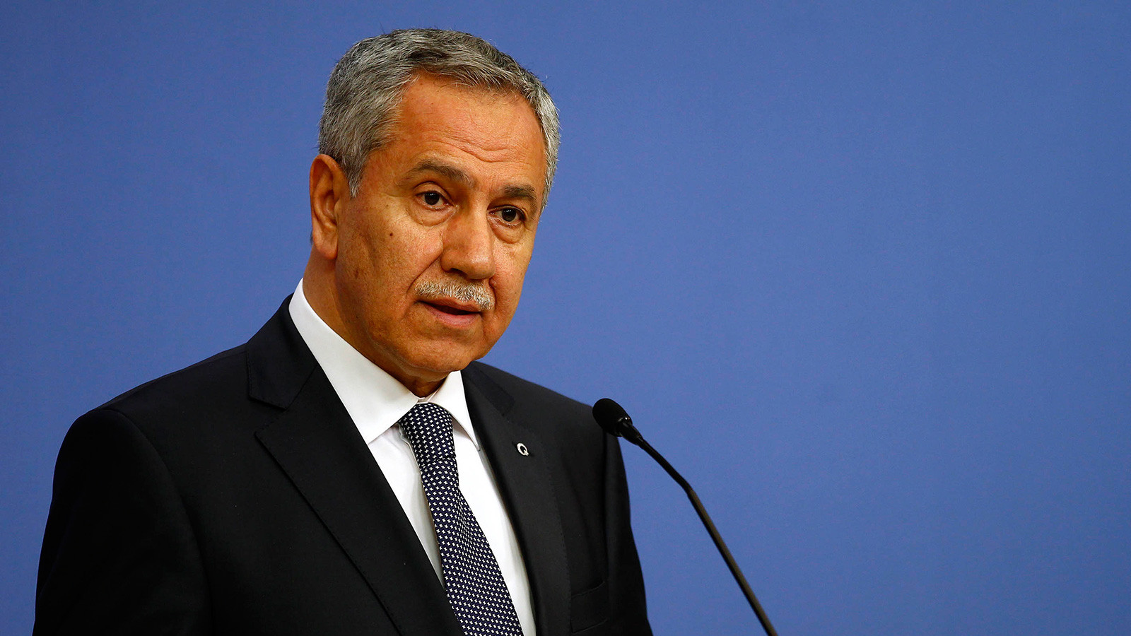 Arınç'tan bir yanıt daha: ''Tek yetkili Cumhurbaşkanı'dır''