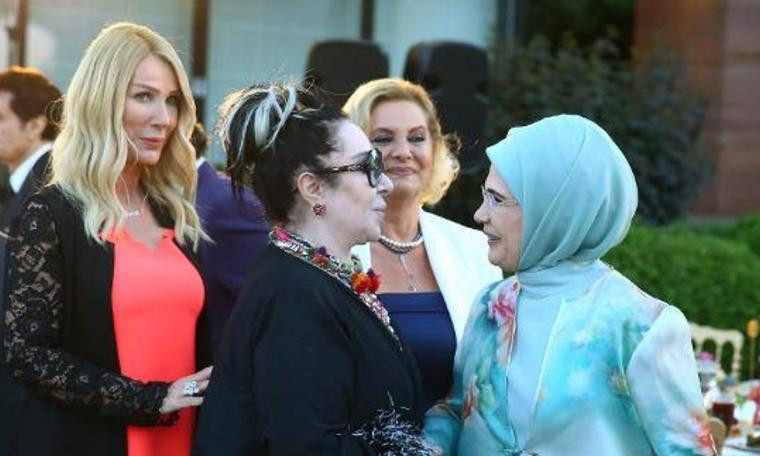Yeşim Salkım'dan ilginç sözler: ''O sanatçılara vergi incelemesi yapılsın''