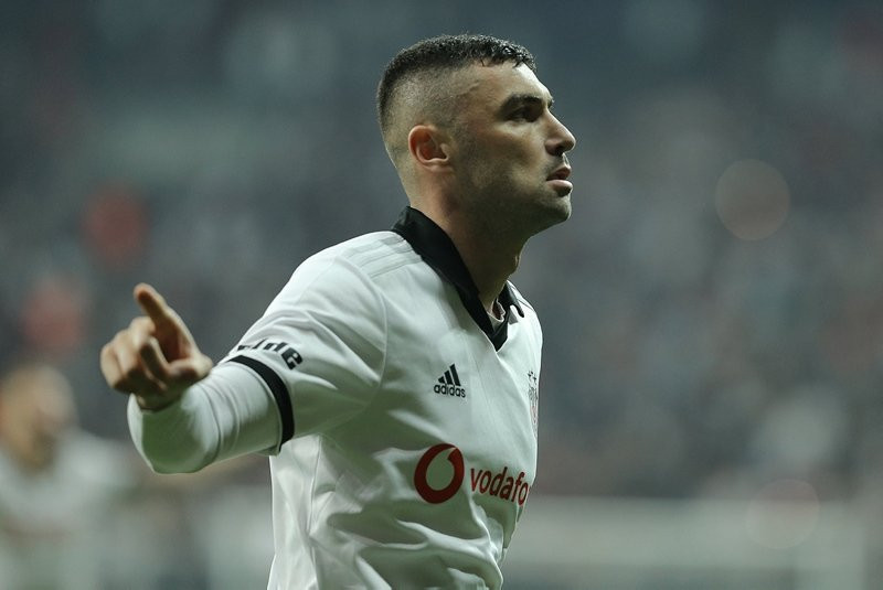 Burak Yılmaz'dan flaş karar