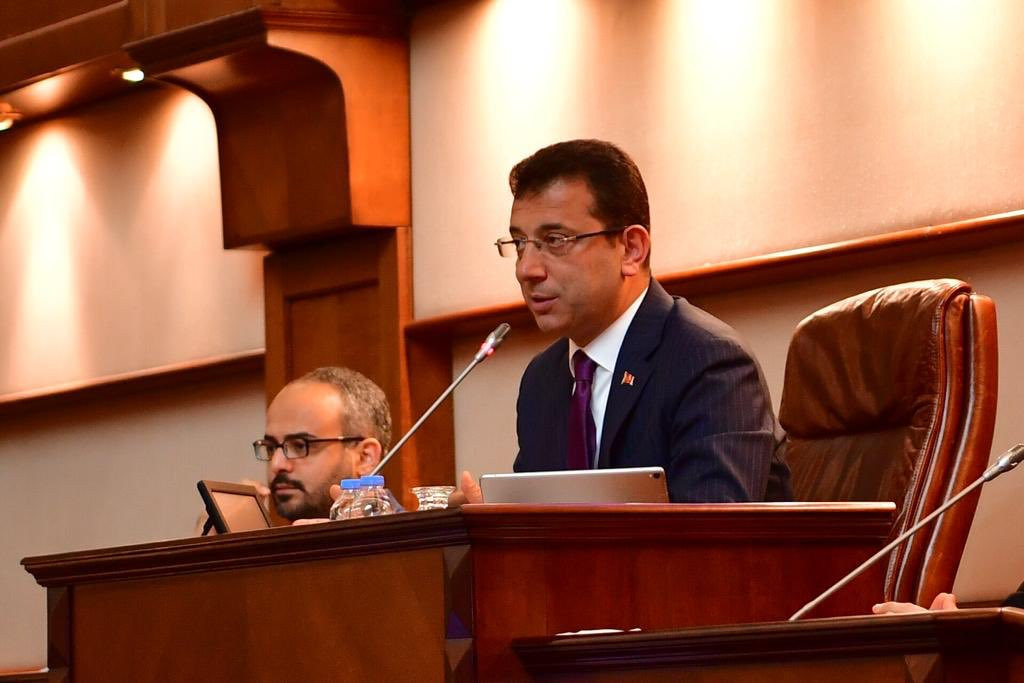 İmamoğlu İstanbul'un borçlanma sebeplerini açıkladı !