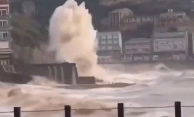 O ülkeyi ''Lekima'' tayfunu vurdu: 13 ölü, 16 kayıp