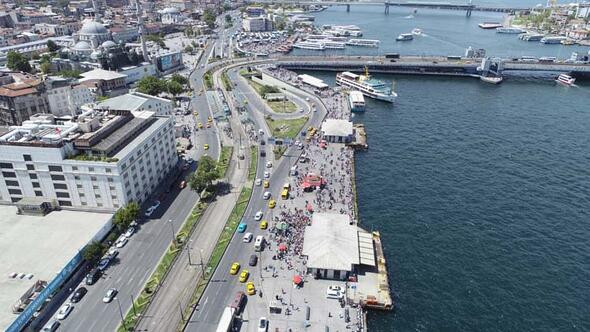 İstanbul'da kalan tatilciler oraya akın etti
