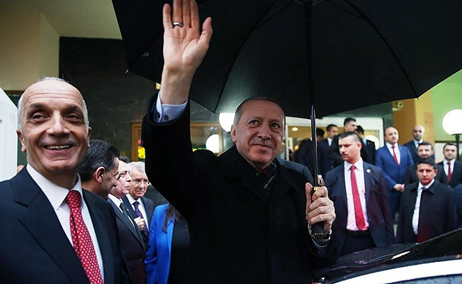 ''Türk-İş Başkanı pazarlığı Saray'da yapmış''