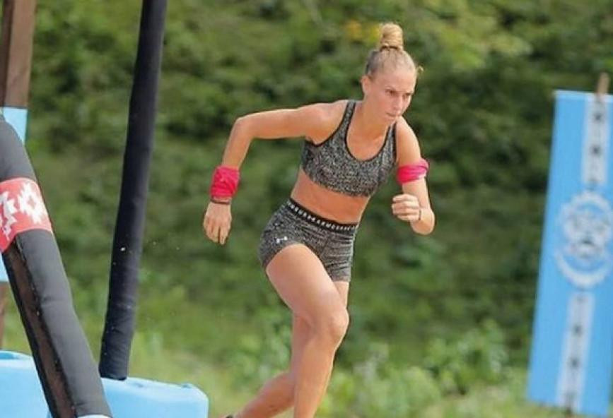 Survivor 2019'un Yunan güzeli gönlünü Türk yarışmacıya kaptırdı