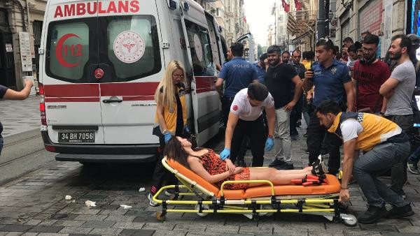 Taksim'de can pazarı ! Motosikletiyle dehşet saçtı