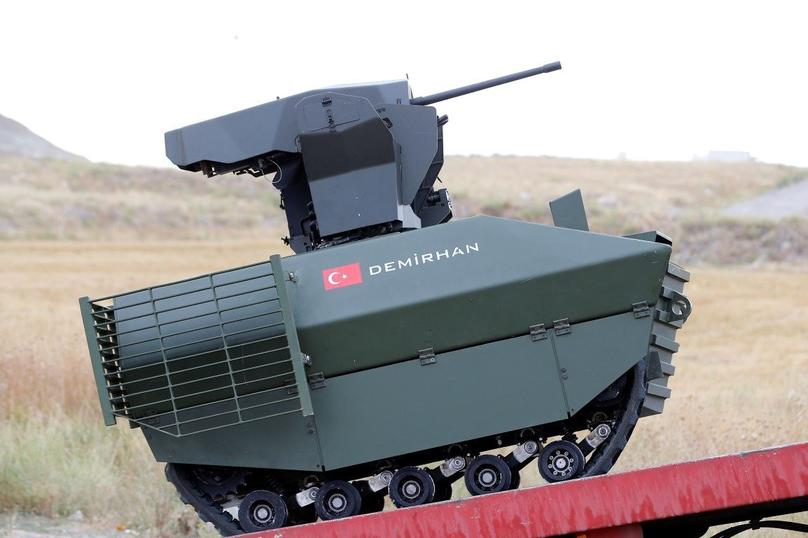 Yerli insansız kara aracı Demirhan tatbikatta gücünü gösterecek