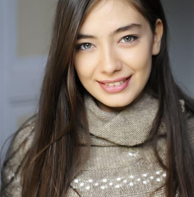 Hercai'de Reyyan'a hayat veren Ebru Şahin gündeme oturdu