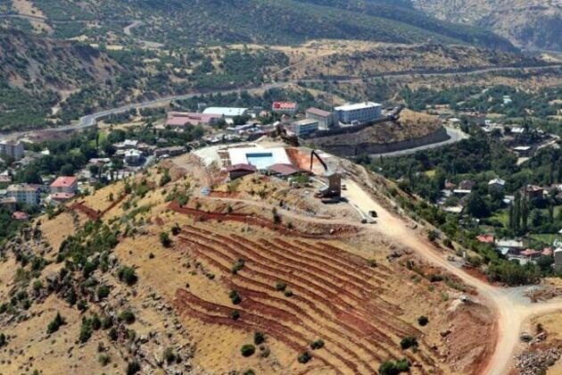 Üs bölgesine yüzme havuzlu sosyal tesis yapılıyor